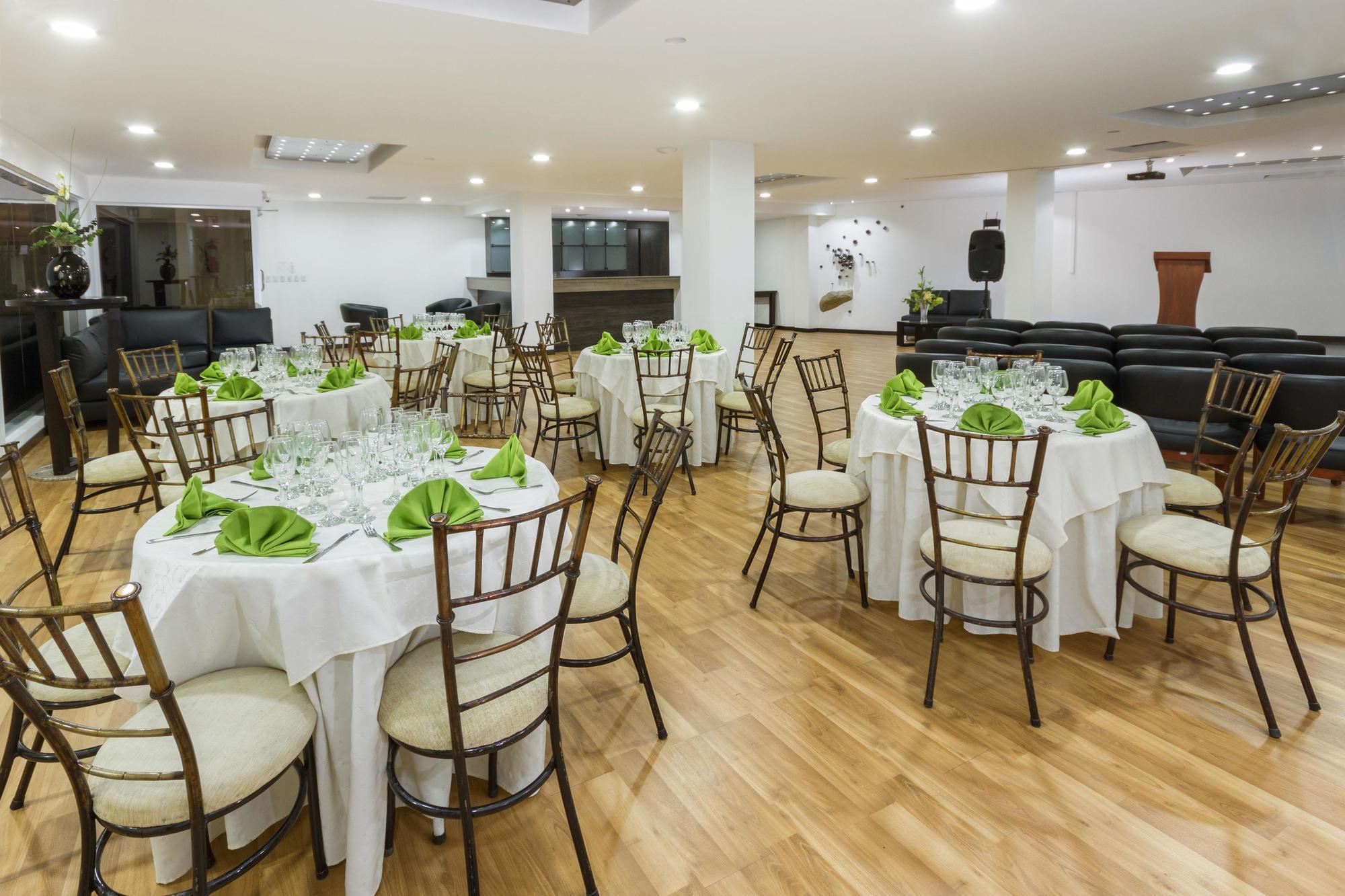 Hotel Valgus Куэнка Экстерьер фото